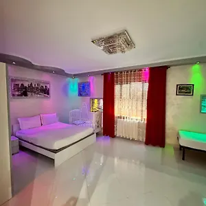 https://casa-gena.hotelinveneto.com