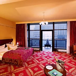 Neuer Fritz Hotel