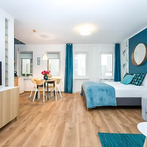 https://sleepway-apartments-blue-dream.poznan-hotels.com